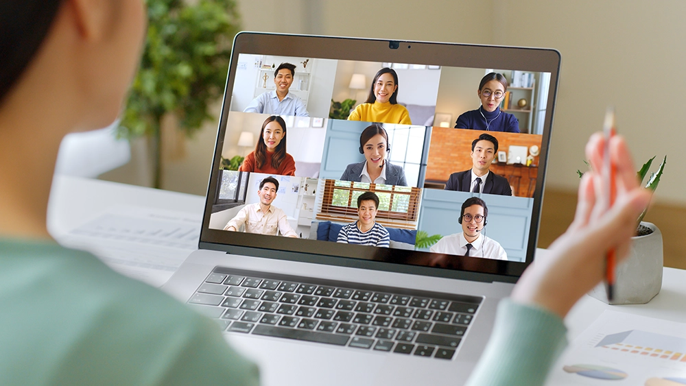 Skype終了に備える!代替サービスと注意点